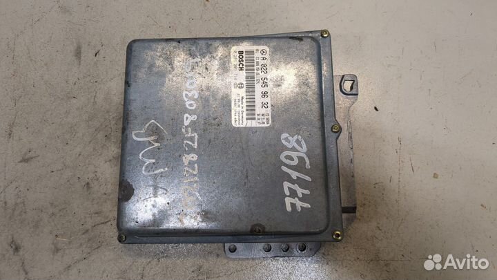 Блок управления двигателем Mercedes C W202, 1998