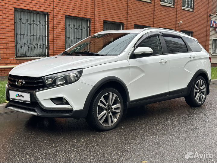 LADA Vesta Cross 1.8 AMT, 2018, 46 300 км