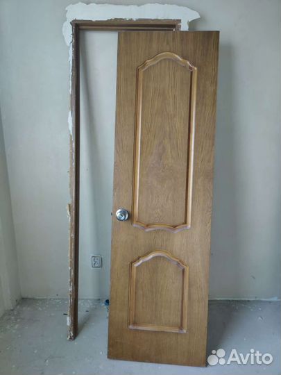Двери межкомнатные деревянные бу