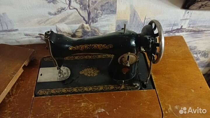 Швейная машина Подольск ножная