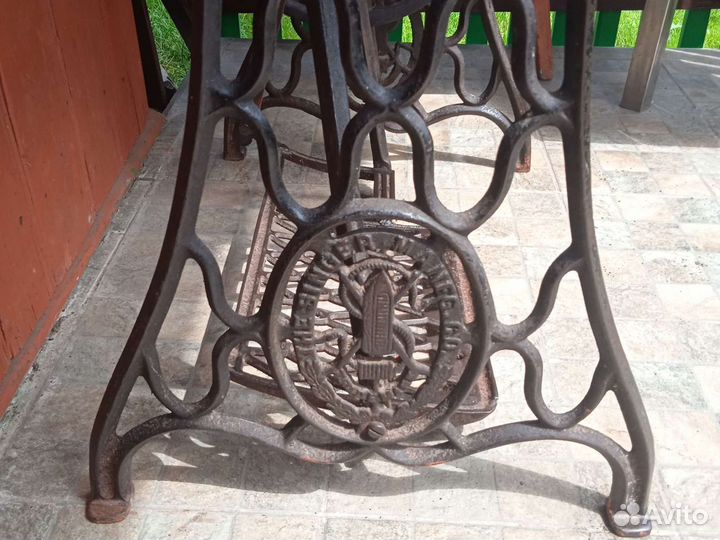 Швейная машина Подольск ножная