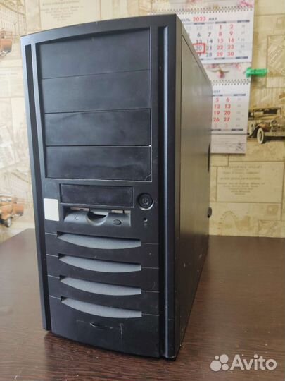 Системник E8400 2x3.0/4Gb/230Gb/9800 GT 1Gb