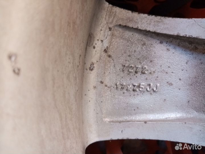 Bridgestone Blizzak DM-V2 265/65 R17 112R