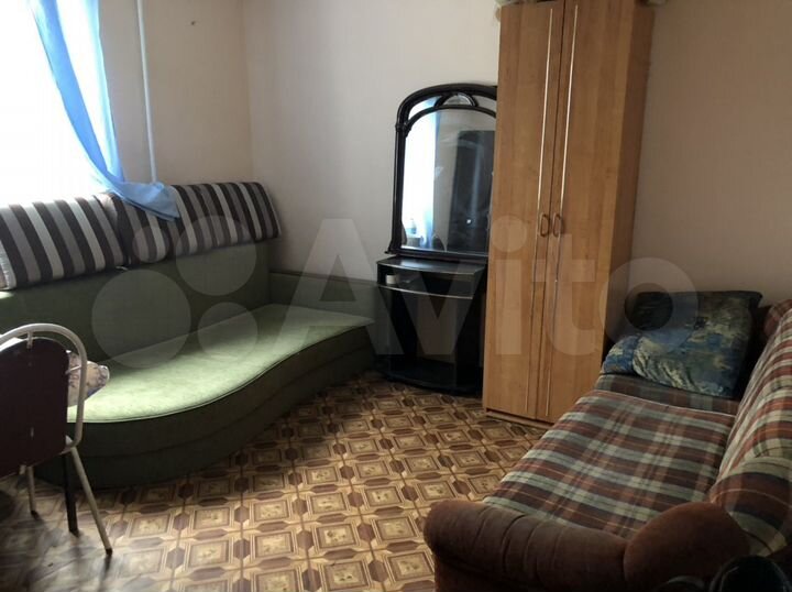 Комната 14 м² в 3-к., 2/2 эт.