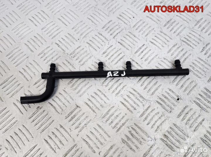 Трубка топливная VW Golf 4 2,0 AZJ 06A133581A
