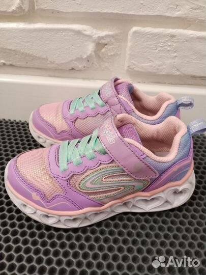 Кроссовки Skechers 29(18, 5)состояние отличное