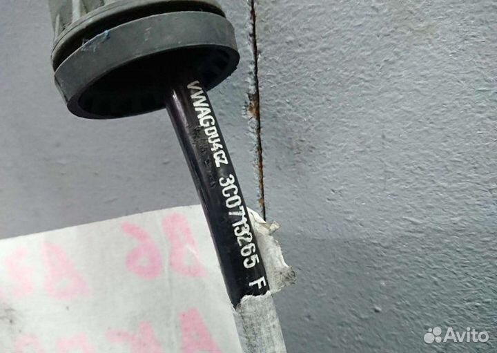 Трос кпп Volkswagen Passat B6