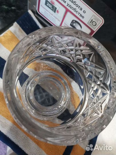 Хрустальная ваза