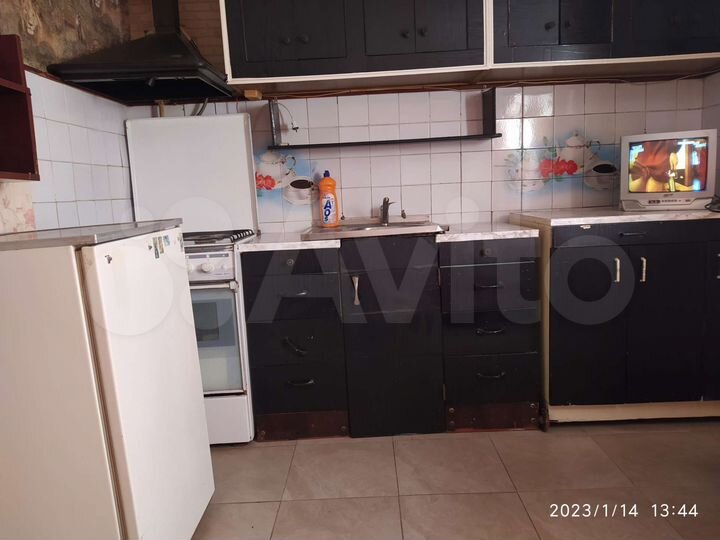 Дом 22 м² на участке 1 сот.