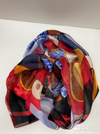 Шарф красно синий черный