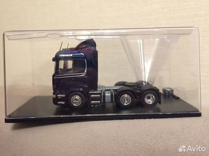 Коллекционная модель тягача Scania