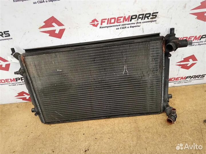 Радиатор охлаждения Skoda Octavia A5