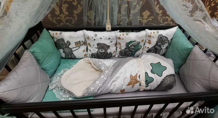 Набор в детскую кроватку
