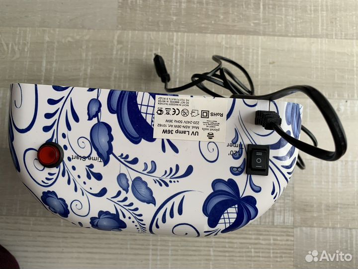 Для сушки ногтей лампа