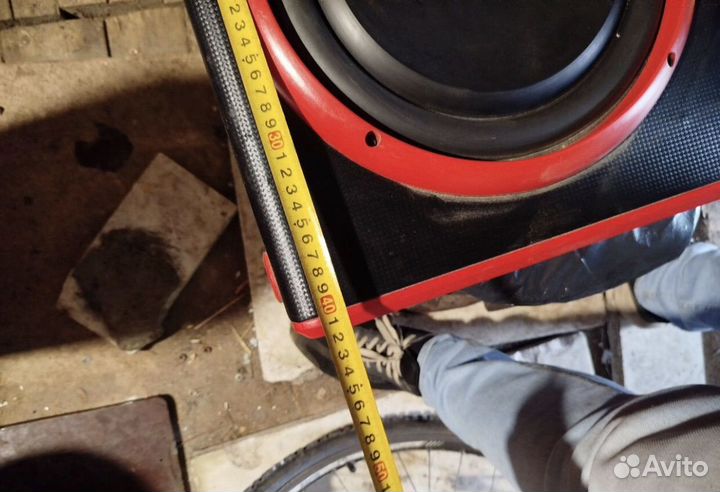 Активный сабвуфер