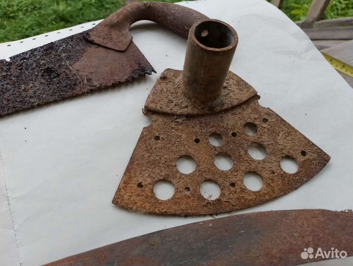 Кованая тяпка/коса/пила/кирка