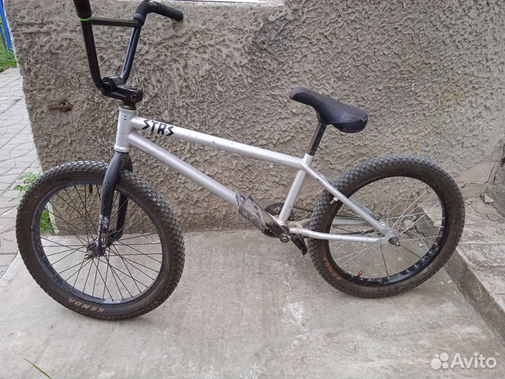 Трюковый велосипед BMX