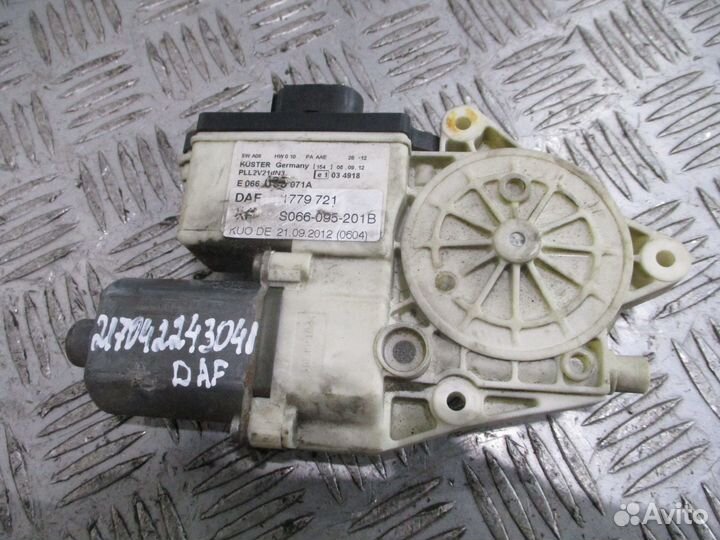 Моторчик стеклоподъемника DAF 1779721