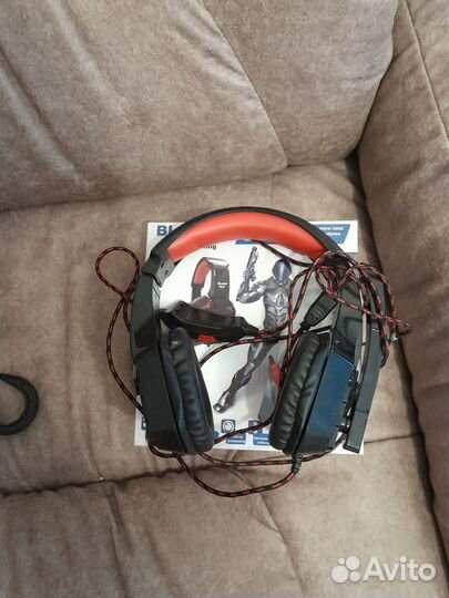 Игровые наушники новые