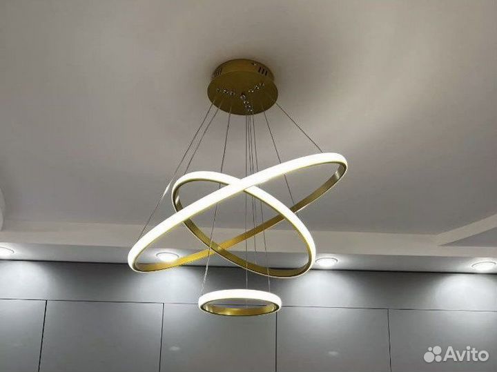 Люстра потолочная кольца новая