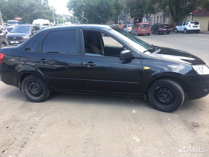 LADA Granta 1.6 МТ, 2017, 121 000 км
