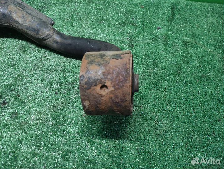 Рычаг задний поперечный левый Land Rover Discover