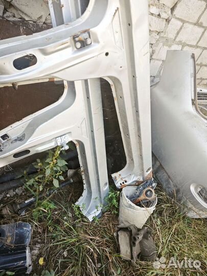 Пороги на mercedes 210