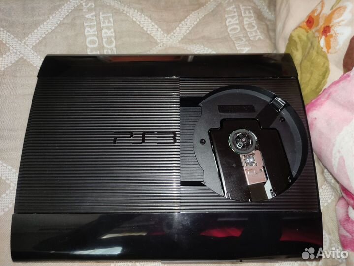Sony playstation 3 super slim