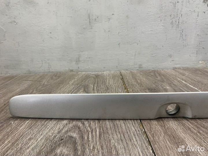 Молдинг крышки багажника задний Opel Astra G