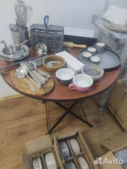 Посуда и кухонный инвентарь