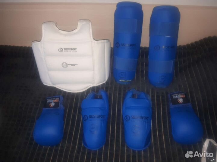 Экипировка для занятий каратэ