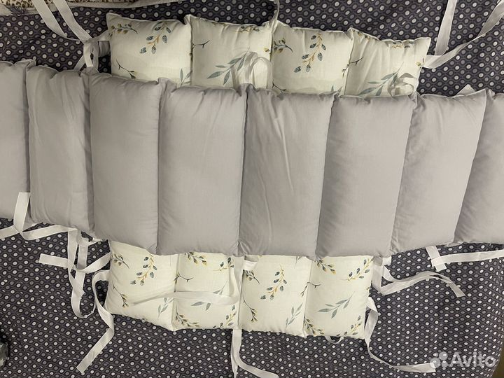 Бортики в кроватку новые