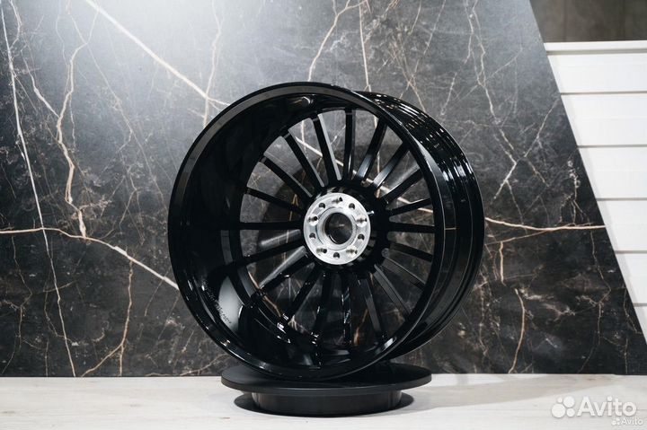 Кованные диски R21 Bentley Continental Flying Spur