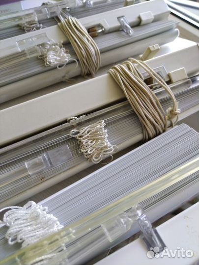 Жалюзи горизонтальные алюминиевые бу 2 шт