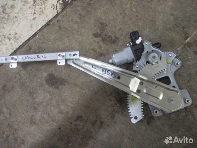 Стеклоподъемник электр. задний левый Mitsubishi La