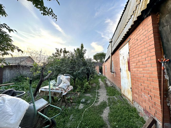 Дом 53 м² на участке 5 сот.