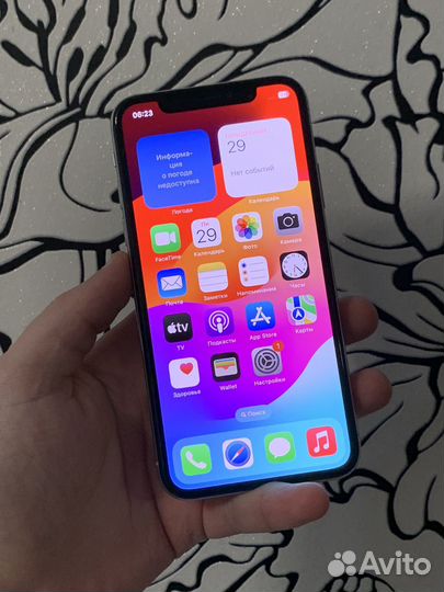 iPhone Xs, 64 ГБ