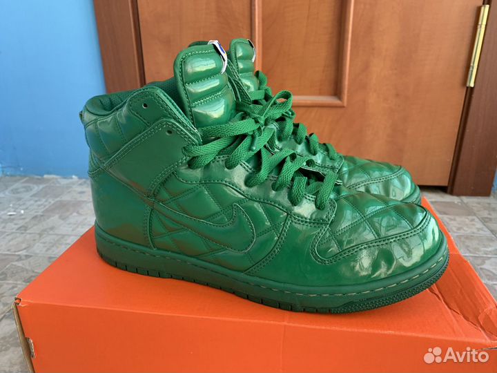 Nike dunk hotsell quilted patent