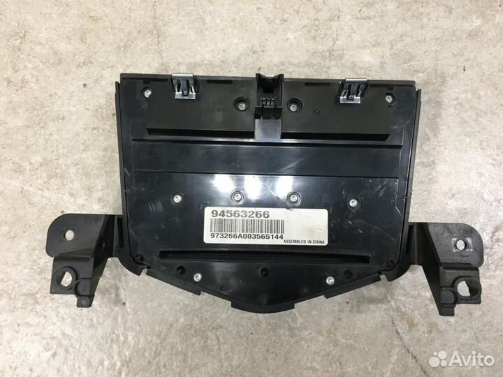 Блок управления магнитолой Chevrolet Cruze I (2009