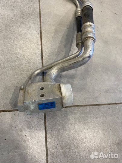 Трубка кондиционера Kia Venga