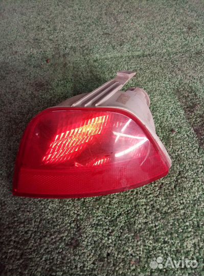 Фонарь задний левый Ford Focus 2 2004-2008