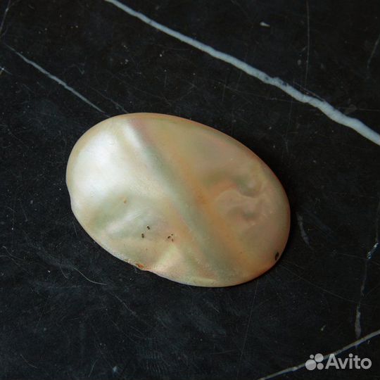 Брошь овал Перламутр