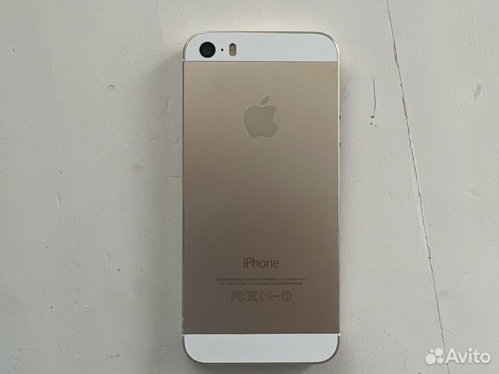 Телефон iPhone se