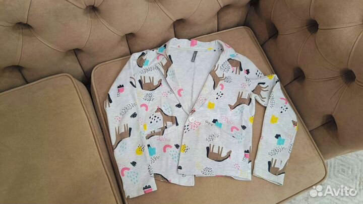 Пиджак для девочки 140