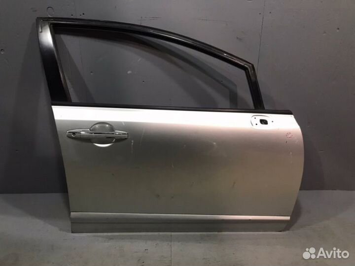 Дверь передняя правая Honda Civic 8 4D FD