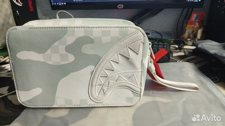 Клатч sprayground