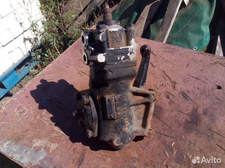 Рулевой редуктор bmw 5 e34 7 e32 бмв е34 е32 гур