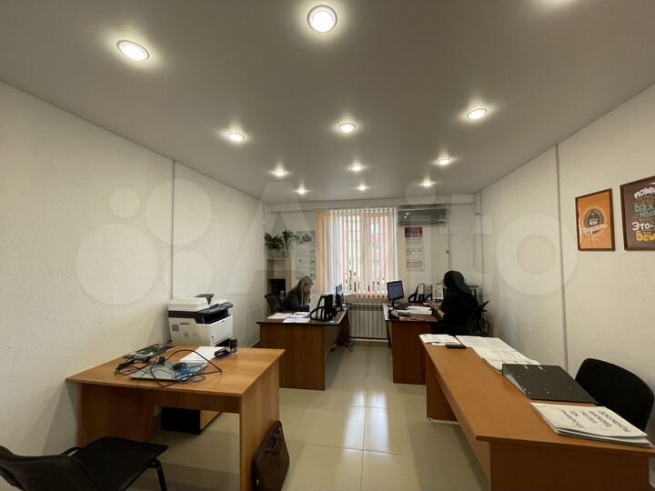 Продам помещение, 16.2 м2, новый ремонт, первая линия