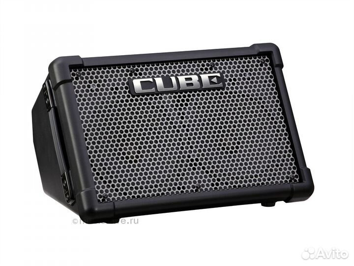Roland Cube Street EX комбоусилитель