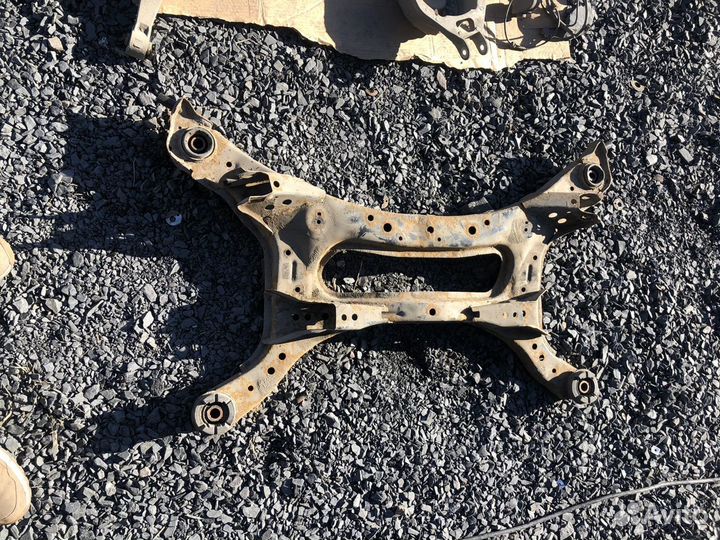 Подрамник задний Nissan teana 32 2008-2013